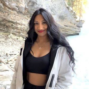 Meet your Posher, Sherin